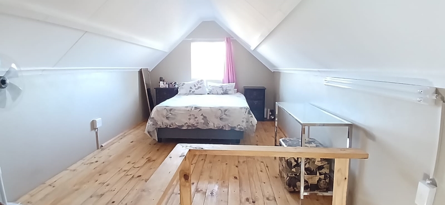 5 Bedroom Property for Sale in Hospitaalheuwel Free State